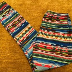 NWOT Rese Activewear Aztec leggings